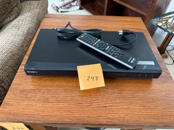 Sony Blue Ray Disc DVD Player Like New With Remote