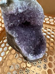 Amethyst Crystal Geode, 6 LB 8 Oz, 7 Inch Tall