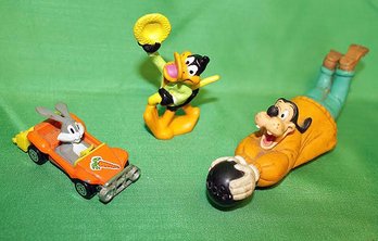 Vintage Warner Brothers/disney Bugs Bunny Daffy Duck Goofy Toys 3 Pc Lot
