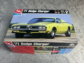 Vintage Mint In Box ERTL AMT 1971 Dodge Charger Model Kit