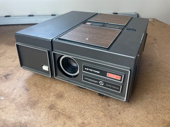 Keystone 990 Projector