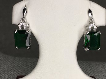 Beautiful 925 / Sterling Silver Earrings With Tsavorite And White Topaz - Brand New - Never Worn - Very Nice !