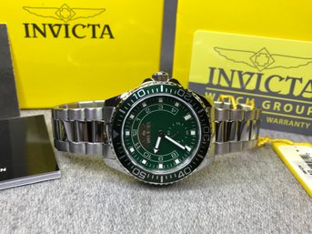 Brand New Mens $795 INVICTA Pro Diver Watch - Brewster Green Dial - Box - Cards - Tag - Booklets - VERY NICE !