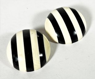 Inlay Bone And Ebony Circular Clip Earrings