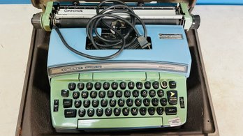 Vintage Blue Smith Electric Coronet Super 12 Typewriter