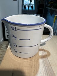 Measuring Cup/planter