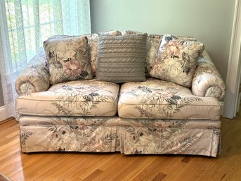 Ethan Allen Traditional Classics Loveseat, 2 Of 2