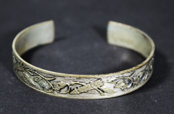 Vintage Silver Cuff Bracelet Having Quivers Of Arrows Flowers