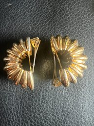Vintage Napier Gold Clip On Earrings