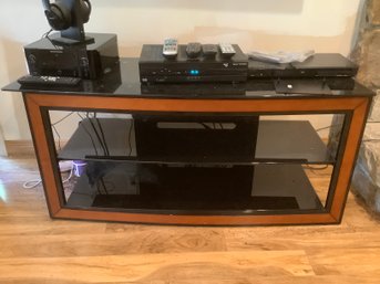 ENTERTAINMENT STAND (NOTHING INCLUDED)