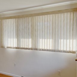 A Pair Of Woven Vertical Strip Blinds On Trailer - BR 1