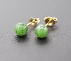 Stunning Round Jade Stud Earrings In 14k Yellow Gold