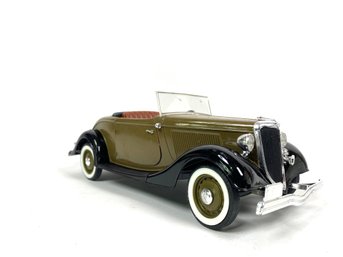 Fairfield Mint 1935 Roadster Model 40