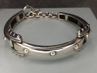 Beautiful Vintage 925 / Sterling Silver & Genuine Pearl Toggle Bracelet - Very Pretty Piece - High Quality