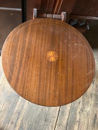 Antique Round  Tilt Top Tea Table