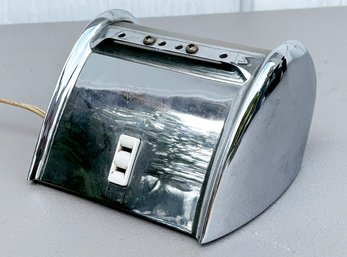 A Chrome Streamline Deco Accent Light