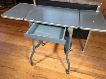 Fantastic Vintage 1940s / 1950s MASO STEEL PRODUCTS Typewriter Table - Great Lines - Use As Bar Stand !