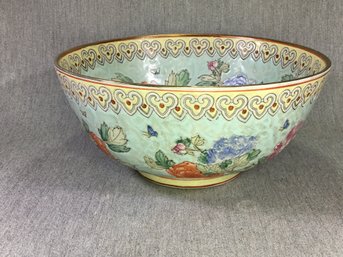 Unusual And Very Pretty Vintage Asian Style Bowl - Lovley Colors And Excellent Condition - VERY NICE !