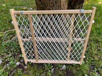 Expandable Dog Gate