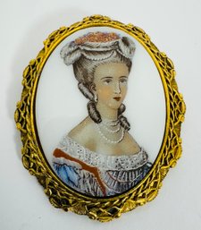 VINTAGE SIGNED LG GOLD TONE HAND PAINTED MILK GLASS PORTRAIT BROOCH