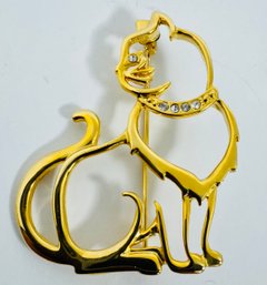 SIGNED NEW VIEW GOLD TONE CAT WITH RHINESTONE COLLAR BROOCH