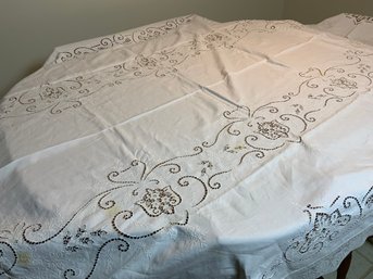 Fine Linen Tablecloth, 10' X 5.5'