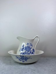 Charlotte Royal Crownford Staffordshire Blue And White Wash Basin And Pitcher
