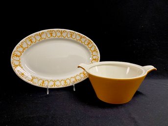 Pairing Of Vintage Serving Pieces - Saffron Tone