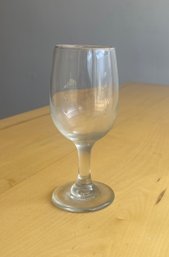 Set Of 8 Red Wine Glasses