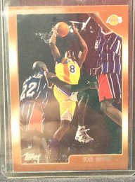 1998-99 Topps Kobe Bryant - M