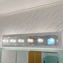A Mirrored 6 Bulb Above Vanity Light - Primary