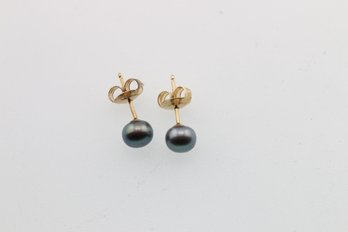 14k Grey Pearl Stud Earrings