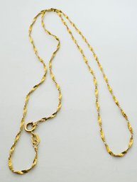 PRETTY 14K GOLD ITALIAN TWIST STYLE GOLD CHAIN