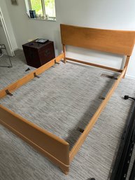 Vintage Mid Century Modern Heywood Wakefield Kohinoor  Maple Full Bed Frame In Champagne Finish