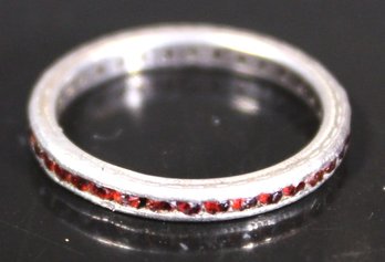 ANTIQUE STERLING SILVER BAND RING HAVING RED STONES ETERNITY SIZE 5