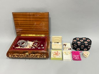 Costume Jewelry Lot In Fancy Italian Music Box