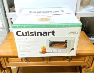 New In Box Unused Cuisinart Brick Oven Classic