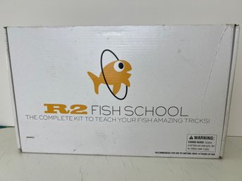 R2 Fish School Fish Training Kit