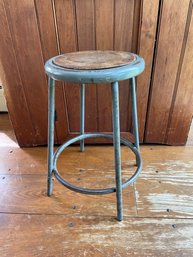 Vintage Industrial Machinist Stool.