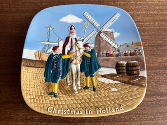 Royal Doulton 'Christmas In Holland' 1976 Limited Edition Plate