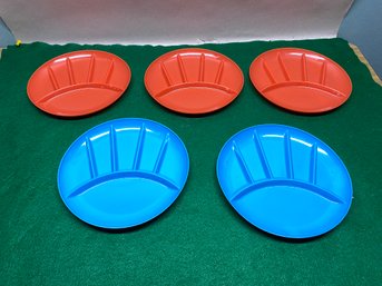 MCM Divided Plastic Fondue Plates. One Dozen Colored Plates Made In Japan.