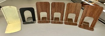 4 Brown, One Black And Yellowish Metal Bookends, Vintage Book Holders, Shelf Decor, Library Bookends.