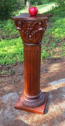 Carved Wooden Decorative Column/jardiniere Stand W/quatrefoil Top