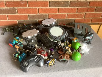 Mixed Video Gaming Accessories Lot #14