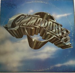 COMMODORES - SELF-TITLED -  LP -M7-884R1 - LIONEL RICHIE - BRICK HOUSE - VERY GOOD CONDITION