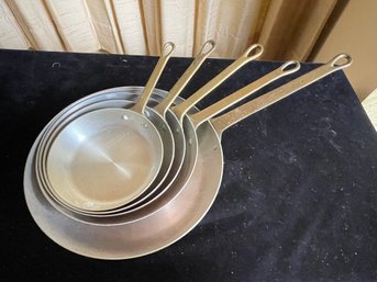 Centuria International Copper Pan Set