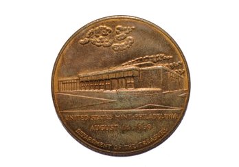 US Mint Philadelphia 1969 Eagle Map Of USA Medallion