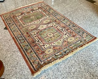 Pretty 5 1/2 Ft Area Rug With Earth Tones