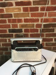 1970s Radio Shack Analog AM FM WX Weather Portable Radio