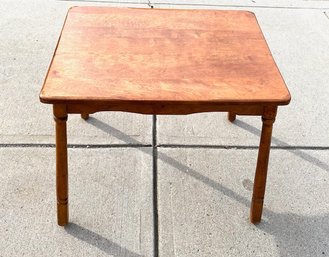 Vintage Solid Wood Kinderset Table W/outturned Legs